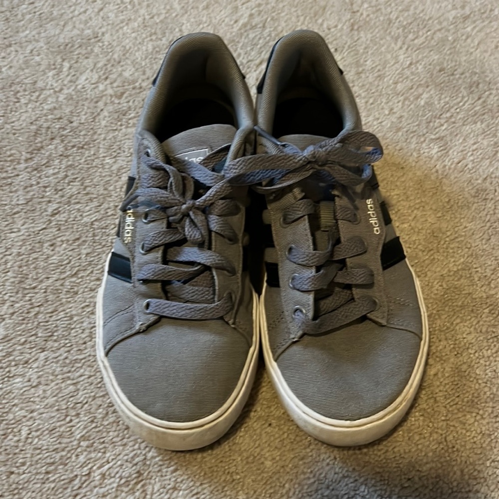 Boys adidas tennis shoes